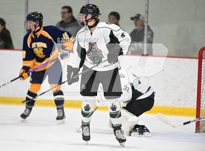 Thumbnail 2 in East Haven vs. Guilford (CIAC DII Quarterfinal) photogallery.