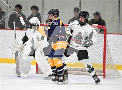 Thumbnail 3 in East Haven vs. Guilford (CIAC DII Quarterfinal) photogallery.