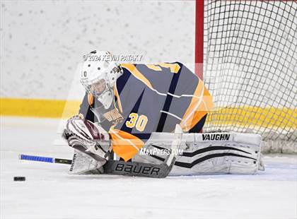 Thumbnail 1 in East Haven vs. Guilford (CIAC DII Quarterfinal) photogallery.