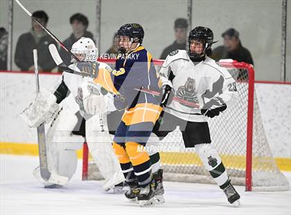 Thumbnail 2 in East Haven vs. Guilford (CIAC DII Quarterfinal) photogallery.