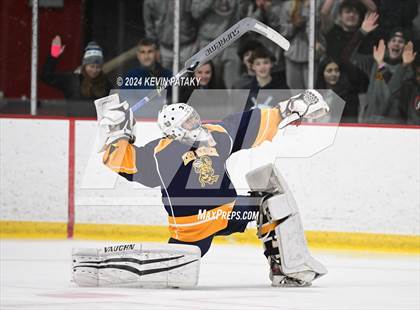 Thumbnail 3 in East Haven vs. Guilford (CIAC DII Quarterfinal) photogallery.