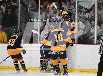 Thumbnail 2 in East Haven vs. Guilford (CIAC DII Quarterfinal) photogallery.