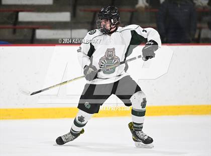 Thumbnail 1 in East Haven vs. Guilford (CIAC DII Quarterfinal) photogallery.