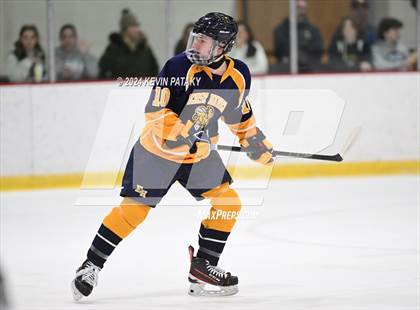 Thumbnail 1 in East Haven vs. Guilford (CIAC DII Quarterfinal) photogallery.
