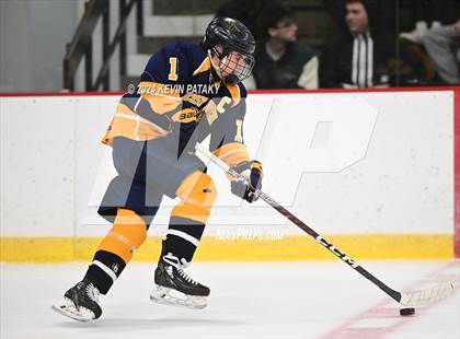 Thumbnail 3 in East Haven vs. Guilford (CIAC DII Quarterfinal) photogallery.