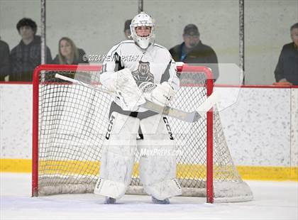 Thumbnail 2 in East Haven vs. Guilford (CIAC DII Quarterfinal) photogallery.
