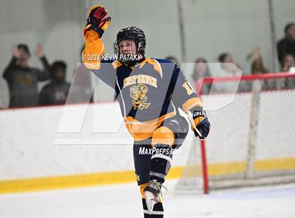 Thumbnail 2 in East Haven vs. Guilford (CIAC DII Quarterfinal) photogallery.