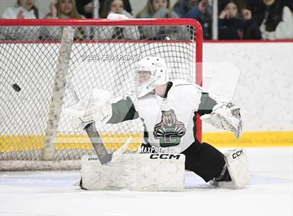 Thumbnail 1 in East Haven vs. Guilford (CIAC DII Quarterfinal) photogallery.