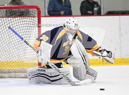 Thumbnail 1 in East Haven vs. Guilford (CIAC DII Quarterfinal) photogallery.