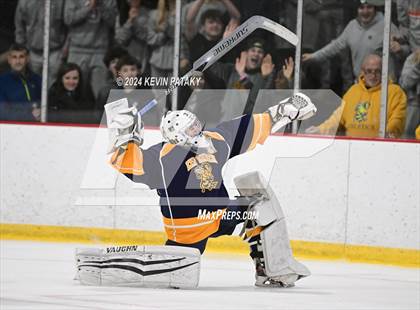 Thumbnail 3 in East Haven vs. Guilford (CIAC DII Quarterfinal) photogallery.
