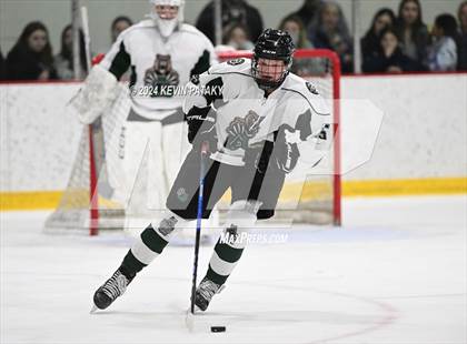 Thumbnail 1 in East Haven vs. Guilford (CIAC DII Quarterfinal) photogallery.
