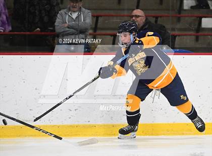 Thumbnail 1 in East Haven vs. Guilford (CIAC DII Quarterfinal) photogallery.