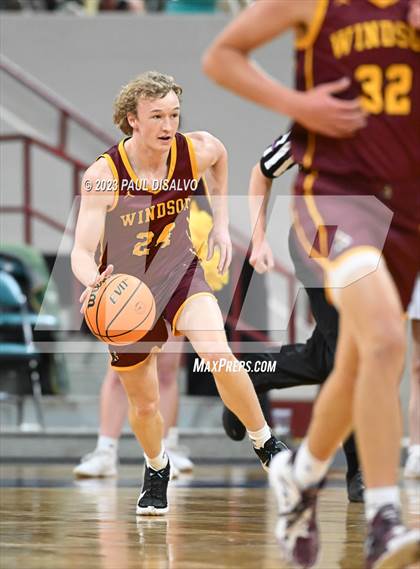 Thumbnail 2 in Mesa Ridge vs. Windsor (CHSAA 5A Final 4) photogallery.