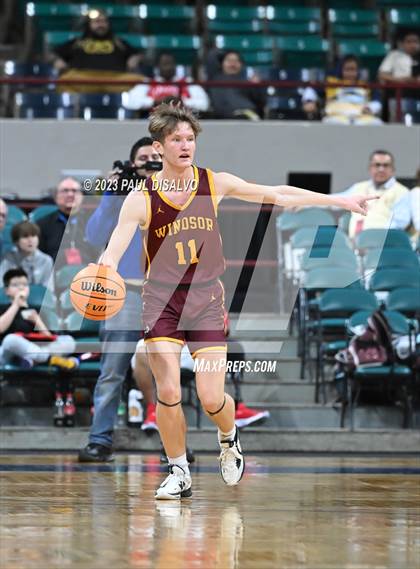 Thumbnail 3 in Mesa Ridge vs. Windsor (CHSAA 5A Final 4) photogallery.