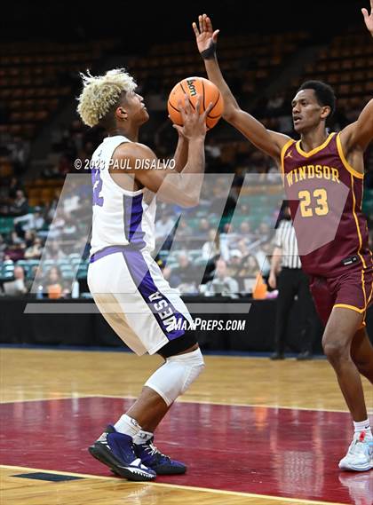 Thumbnail 2 in Mesa Ridge vs. Windsor (CHSAA 5A Final 4) photogallery.