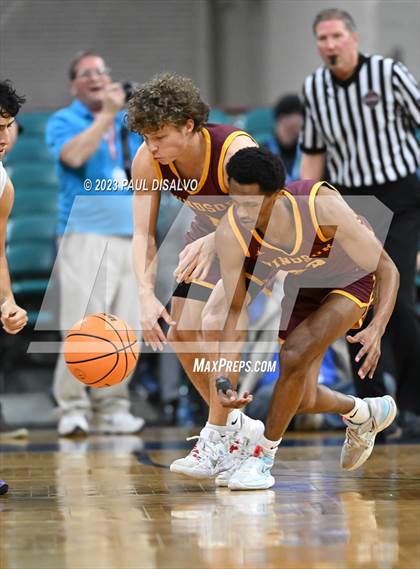 Thumbnail 1 in Mesa Ridge vs. Windsor (CHSAA 5A Final 4) photogallery.