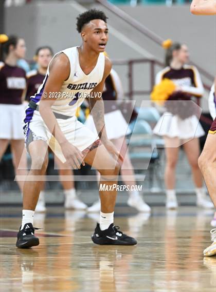 Thumbnail 1 in Mesa Ridge vs. Windsor (CHSAA 5A Final 4) photogallery.