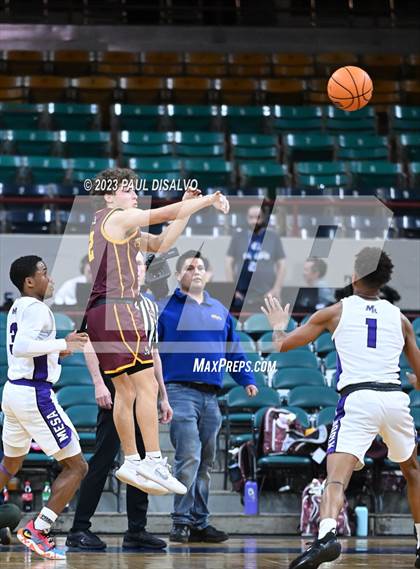 Thumbnail 3 in Mesa Ridge vs. Windsor (CHSAA 5A Final 4) photogallery.