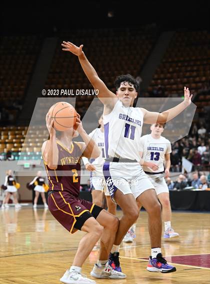 Thumbnail 2 in Mesa Ridge vs. Windsor (CHSAA 5A Final 4) photogallery.