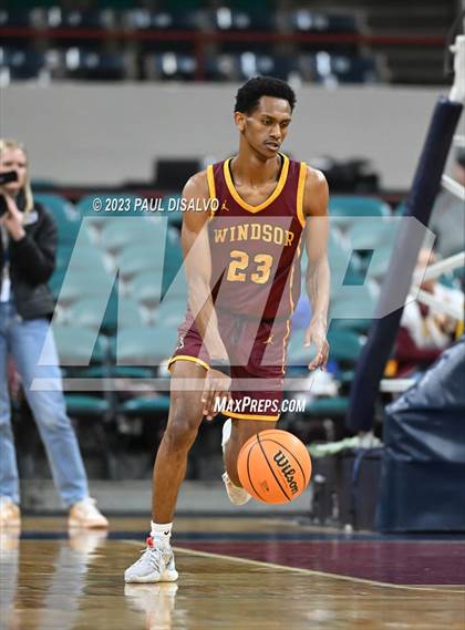 Thumbnail 1 in Mesa Ridge vs. Windsor (CHSAA 5A Final 4) photogallery.