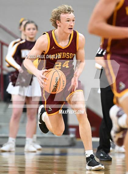 Thumbnail 1 in Mesa Ridge vs. Windsor (CHSAA 5A Final 4) photogallery.