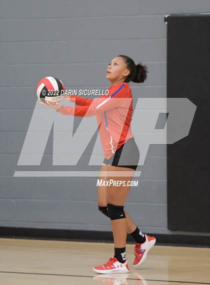 Thumbnail 3 in Page vs Holbrock (Epic Tourneys Volleyball Invite) photogallery.