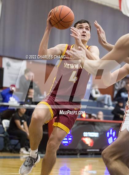 Thumbnail 2 in Cardinal Newman vs Analy photogallery.