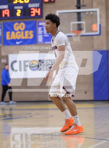 Thumbnail 2 in Weston Ranch vs. Pacifica Christian (Meet in the Middle Classic) photogallery.