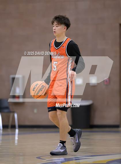 Thumbnail 2 in Weston Ranch vs. Pacifica Christian (Meet in the Middle Classic) photogallery.