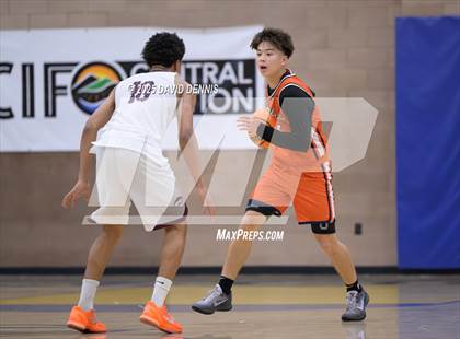 Thumbnail 2 in Weston Ranch vs. Pacifica Christian (Meet in the Middle Classic) photogallery.