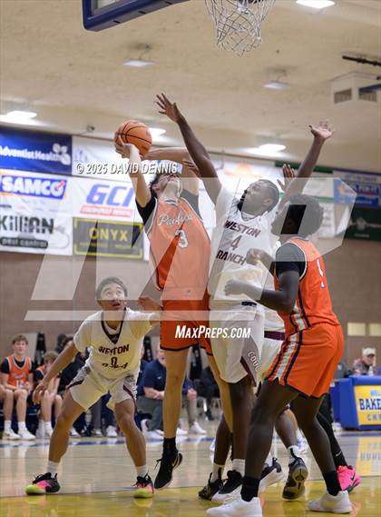 Thumbnail 3 in Weston Ranch vs. Pacifica Christian (Meet in the Middle Classic) photogallery.
