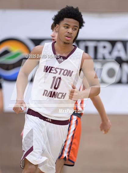 Thumbnail 2 in Weston Ranch vs. Pacifica Christian (Meet in the Middle Classic) photogallery.