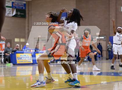 Thumbnail 1 in Weston Ranch vs. Pacifica Christian (Meet in the Middle Classic) photogallery.