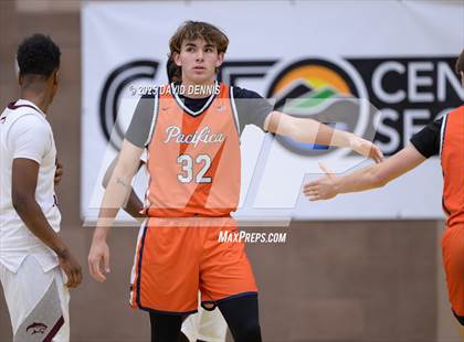 Thumbnail 1 in Weston Ranch vs. Pacifica Christian (Meet in the Middle Classic) photogallery.