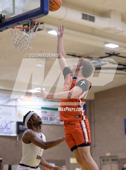 Thumbnail 3 in Weston Ranch vs. Pacifica Christian (Meet in the Middle Classic) photogallery.