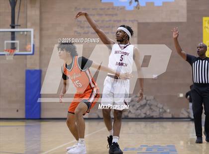 Thumbnail 2 in Weston Ranch vs. Pacifica Christian (Meet in the Middle Classic) photogallery.