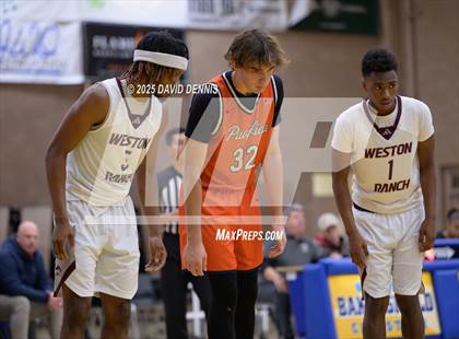Thumbnail 3 in Weston Ranch vs. Pacifica Christian (Meet in the Middle Classic) photogallery.