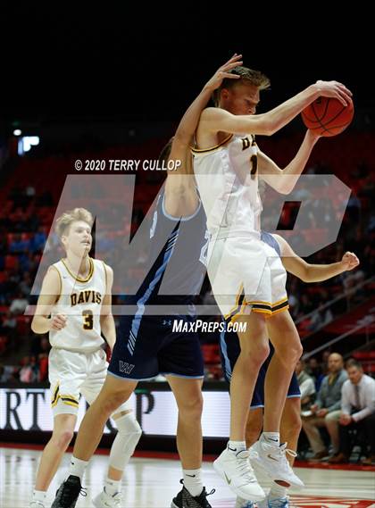 Thumbnail 1 in Westlake vs. Davis (UHSAA 6A Quarterfinal) photogallery.