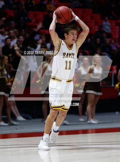 Thumbnail 3 in Westlake vs. Davis (UHSAA 6A Quarterfinal) photogallery.