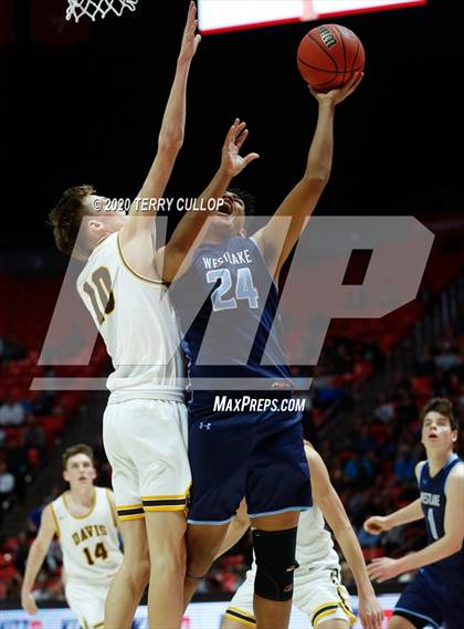 Thumbnail 1 in Westlake vs. Davis (UHSAA 6A Quarterfinal) photogallery.