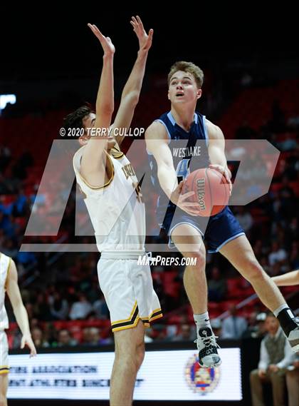 Thumbnail 2 in Westlake vs. Davis (UHSAA 6A Quarterfinal) photogallery.