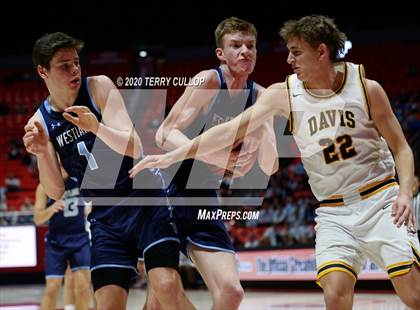 Thumbnail 1 in Westlake vs. Davis (UHSAA 6A Quarterfinal) photogallery.