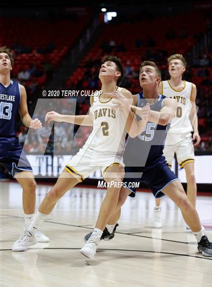 Thumbnail 3 in Westlake vs. Davis (UHSAA 6A Quarterfinal) photogallery.