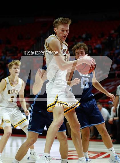 Thumbnail 3 in Westlake vs. Davis (UHSAA 6A Quarterfinal) photogallery.