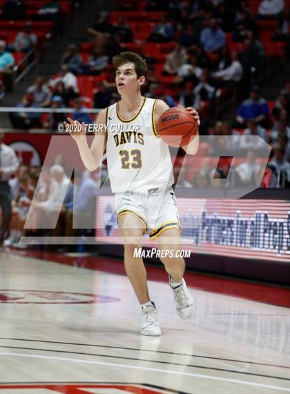 Thumbnail 3 in Westlake vs. Davis (UHSAA 6A Quarterfinal) photogallery.