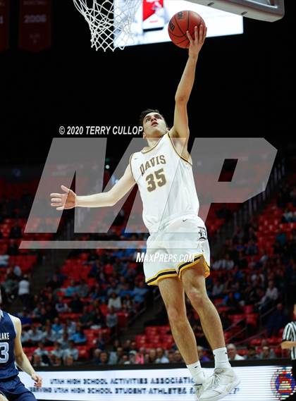 Thumbnail 1 in Westlake vs. Davis (UHSAA 6A Quarterfinal) photogallery.