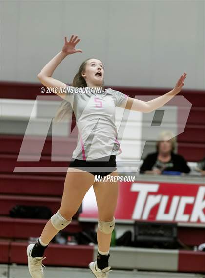 Thumbnail 2 in Dayton @ Truckee photogallery.