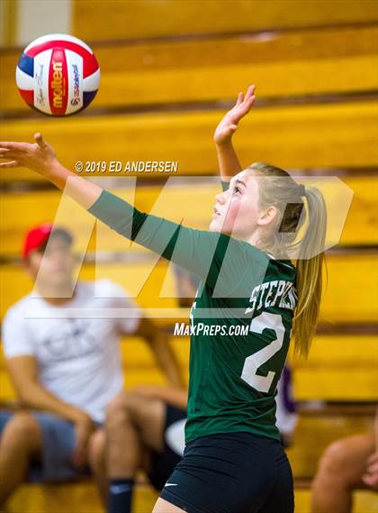 Thumbnail 2 in Damonte Ranch vs. Beatty (Yerington Tournament) photogallery.