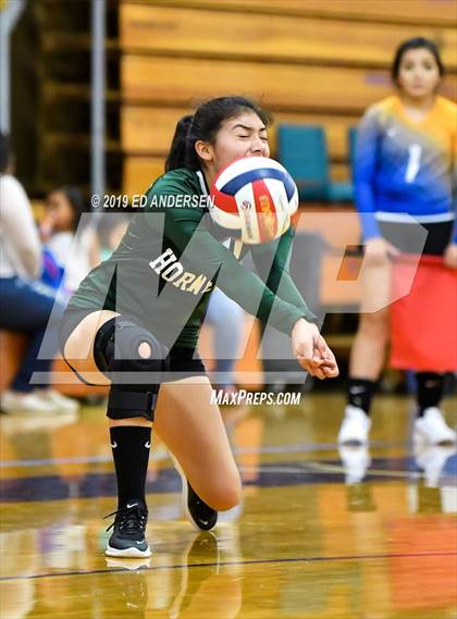 Thumbnail 2 in Damonte Ranch vs. Beatty (Yerington Tournament) photogallery.