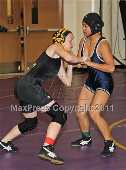 Thumbnail 2 in CIF State Girls Wrestling Championships (Consolation 1 - Round 4) photogallery.